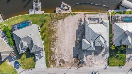 907 NW 38th AVE