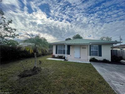 862 99th AVE N