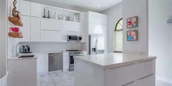 631 Beachwalk CIR