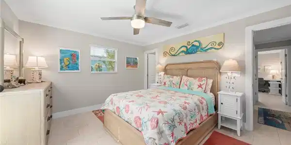 Image 4: PRIMARY BEDROOM