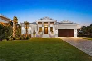203 Dolphin Cove W