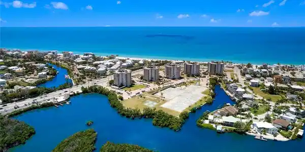 5600 Bonita Beach RD SW