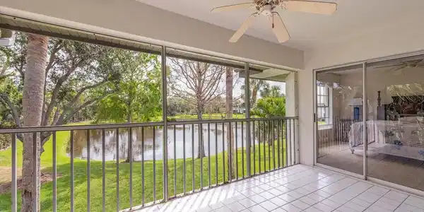 4150 Lake Forest