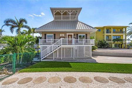 2314 Cherimoya LN
