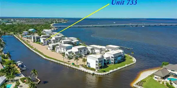 760 Sextant DR