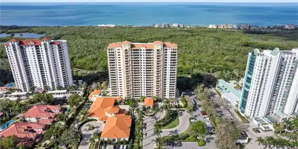 7425 Pelican Bay BLVD