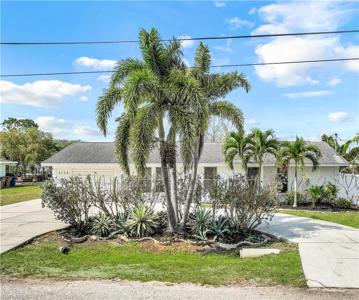 2125 Saint Croix W