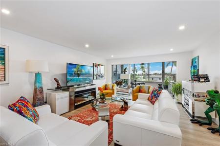 3410 Gulf Shore BLVD N