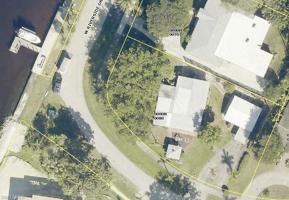 6109 W Riverside