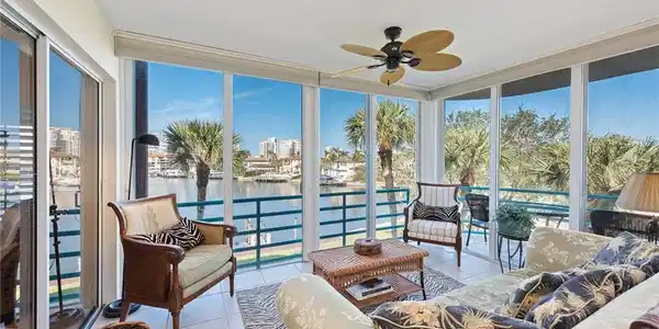 355 Park Shore DR