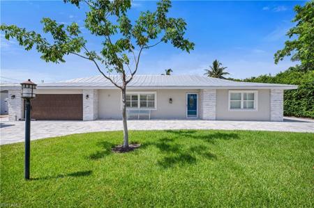 535 Prather DR