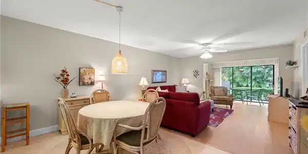 5487 Peppertree DR