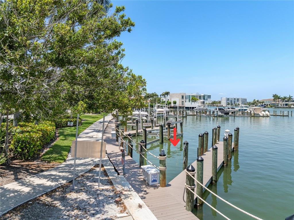 Image 2: Venetian Bay yacht club wetslip in Park Shore