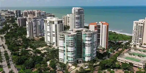 4255 Gulf Shore N