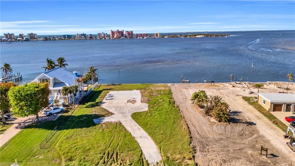 Image 3: Property view of water VIRTUALLY EDITED