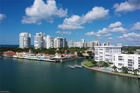 250 W Park Shore DR