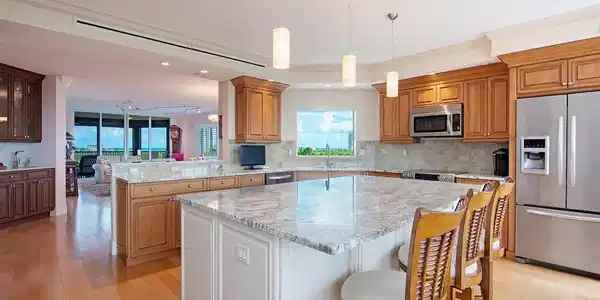 7425 Pelican Bay BLVD