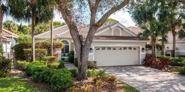 27145 Lost Lake