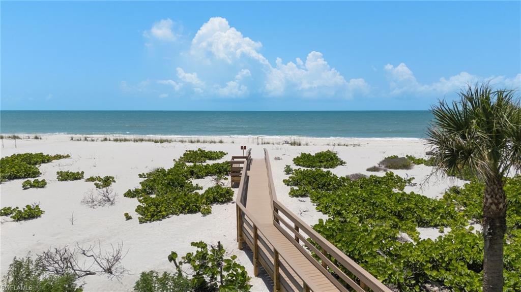 Image 2: Water view with nearby beach