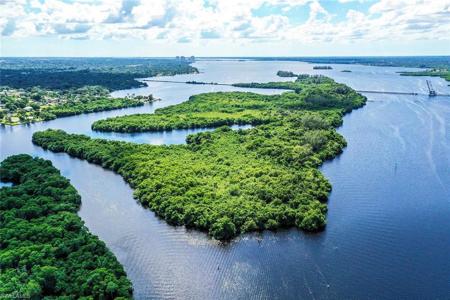 5 Beautiful Island