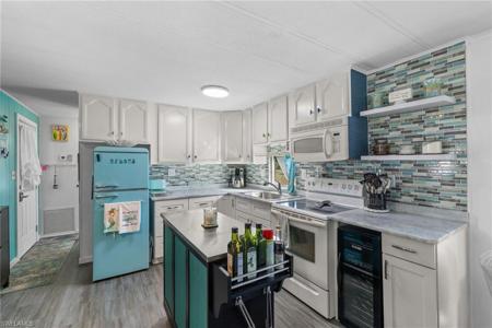 43 Enchanting BLVD