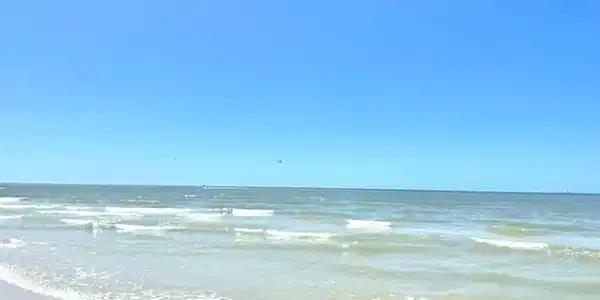 Image 3: Tranquil lapping the sugar sand shores of the Gulf