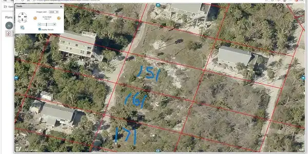 Image 3: 151, 161 and 171 Swallow DR Upper Captiva Lots