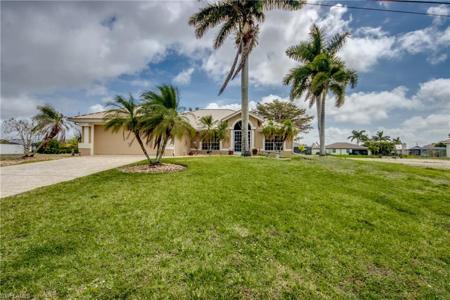 3809 SW 11th CT