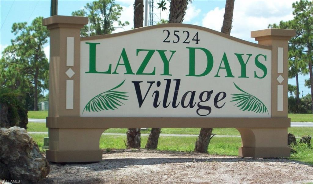 Image 2: Welcome home to Lazy Days - a people-friendly, pet-friendly 55+ community ideally located near shopping, dining, and golf courses!