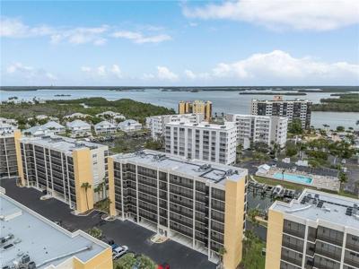 4421 Bay Beach LN