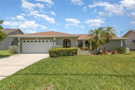 147 El Dorado PKWY W