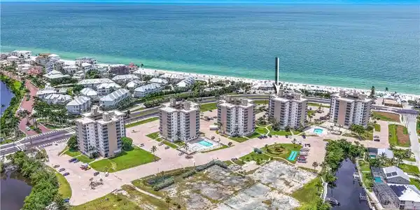 5800 Bonita Beach RD SW