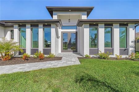 2123 SW 52nd TER