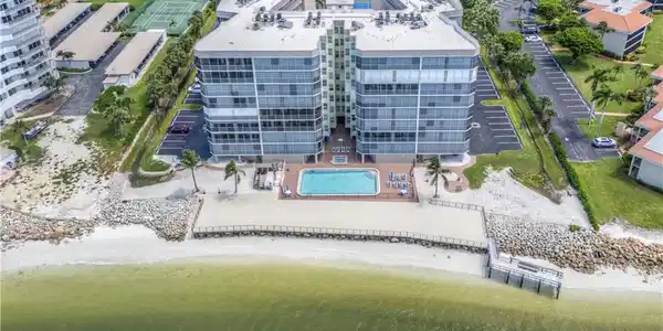 1070 S Collier BLVD