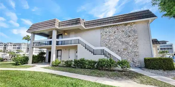 881 Panama CT