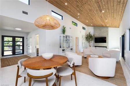 5801 Sanibel Captiva RD