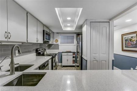 2711 1st