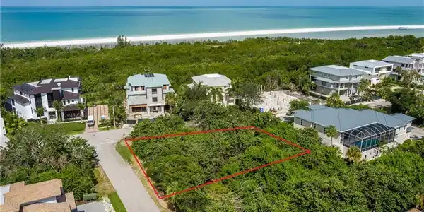 673 WATERSIDE DR