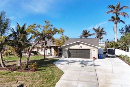 2471 Sanibel BLVD