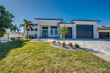 5254 Tamiami CT