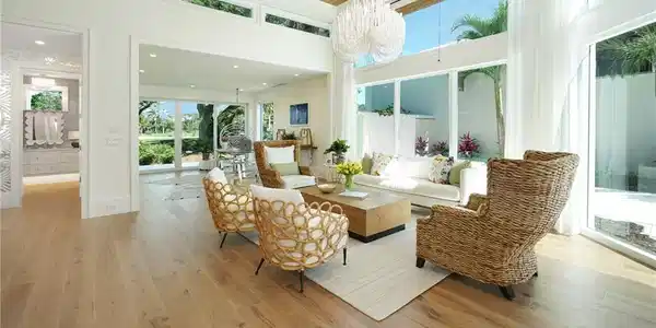 7944 Grand Bay
