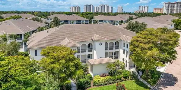795 Bentwater CIR
