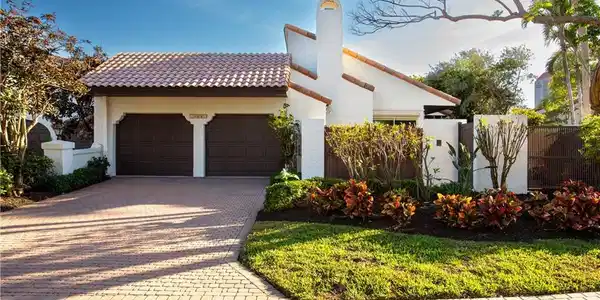 588 Tierra Mar LN