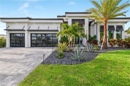 127 SW 56th TER