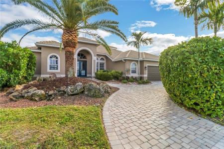 218 Cape Coral PKWY W