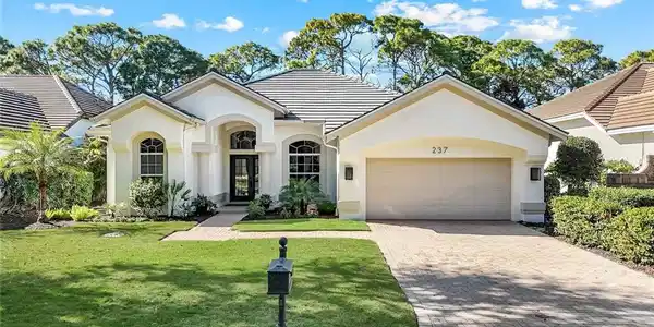 237 Charleston CT