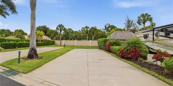13559 Snook CIR