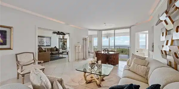 7117 Pelican Bay BLVD
