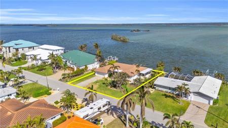 21 Bayview BLVD