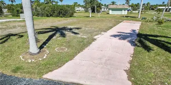 5 Birch BLVD
